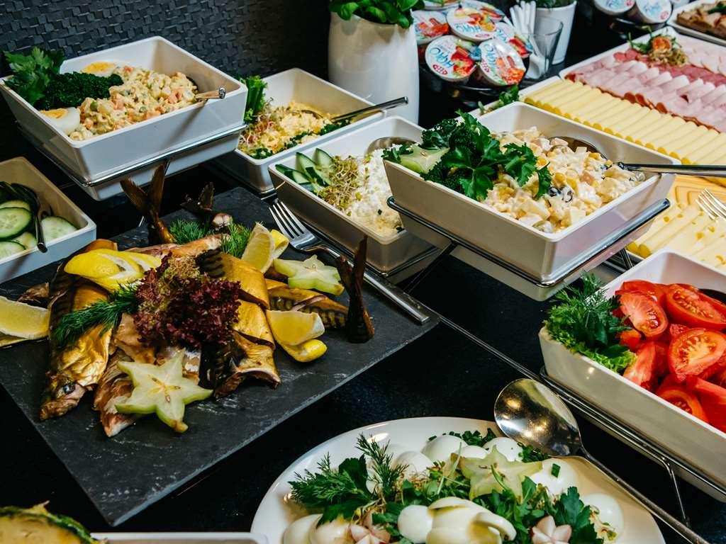 Q Hotel คราคูฟ อาหาร รูปภาพ