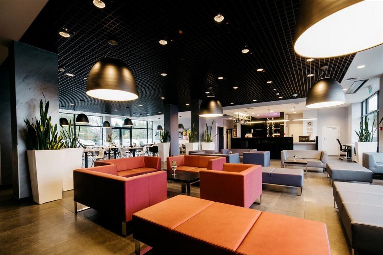 Q Hotel คราคูฟ ภายนอก รูปภาพ